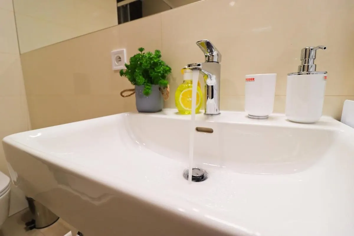 Stylish Apartment In The Center Of Prague 0*,